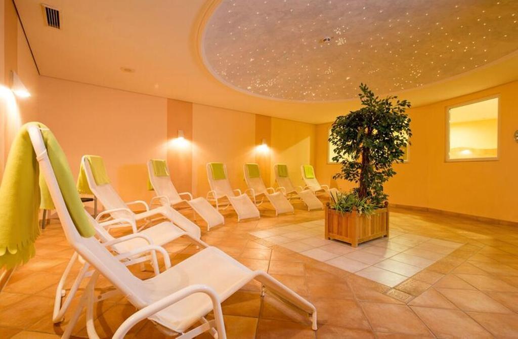 Maifeld Sport- Und Tagungshotel Werl Dış mekan fotoğraf