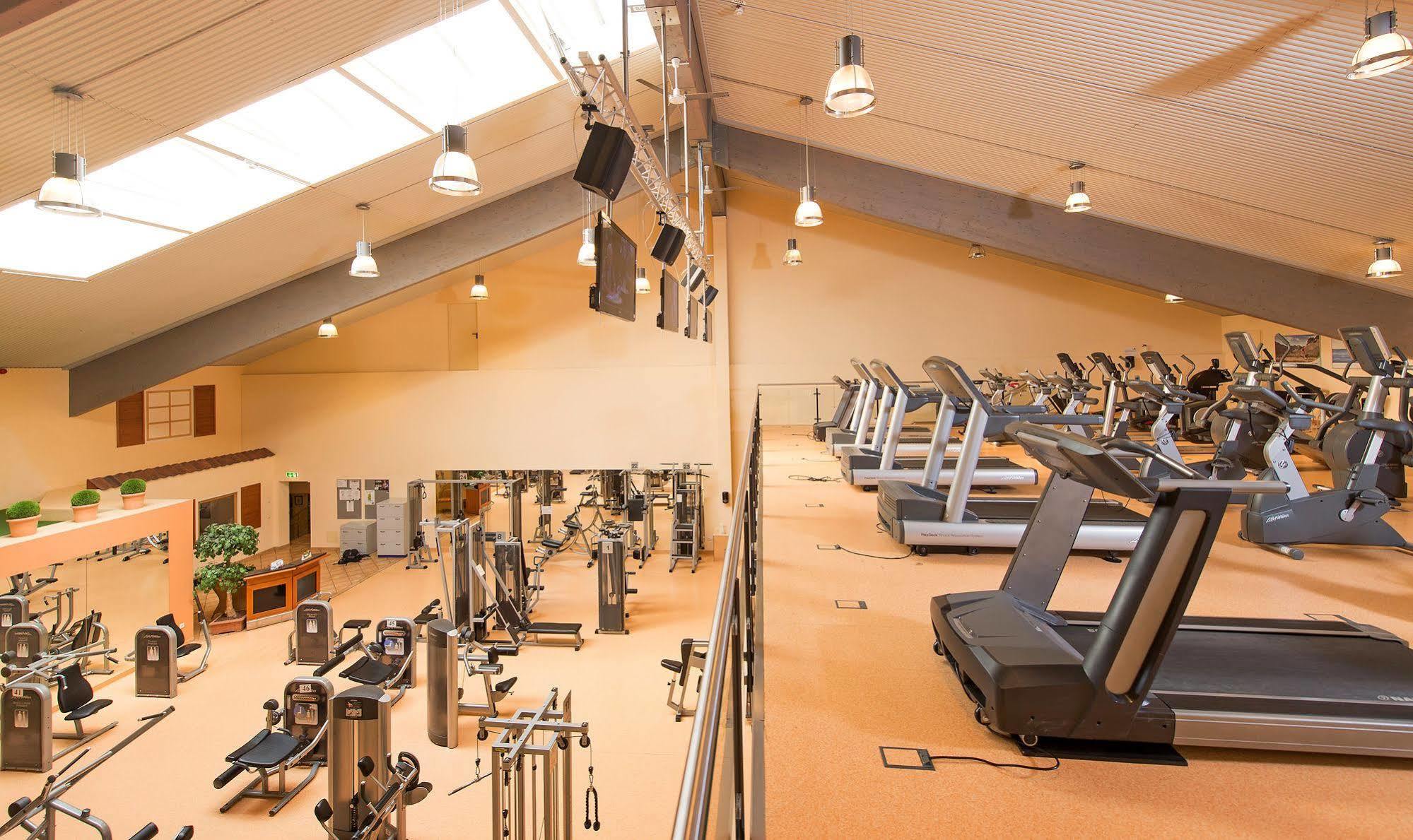 Maifeld Sport- Und Tagungshotel Werl Dış mekan fotoğraf