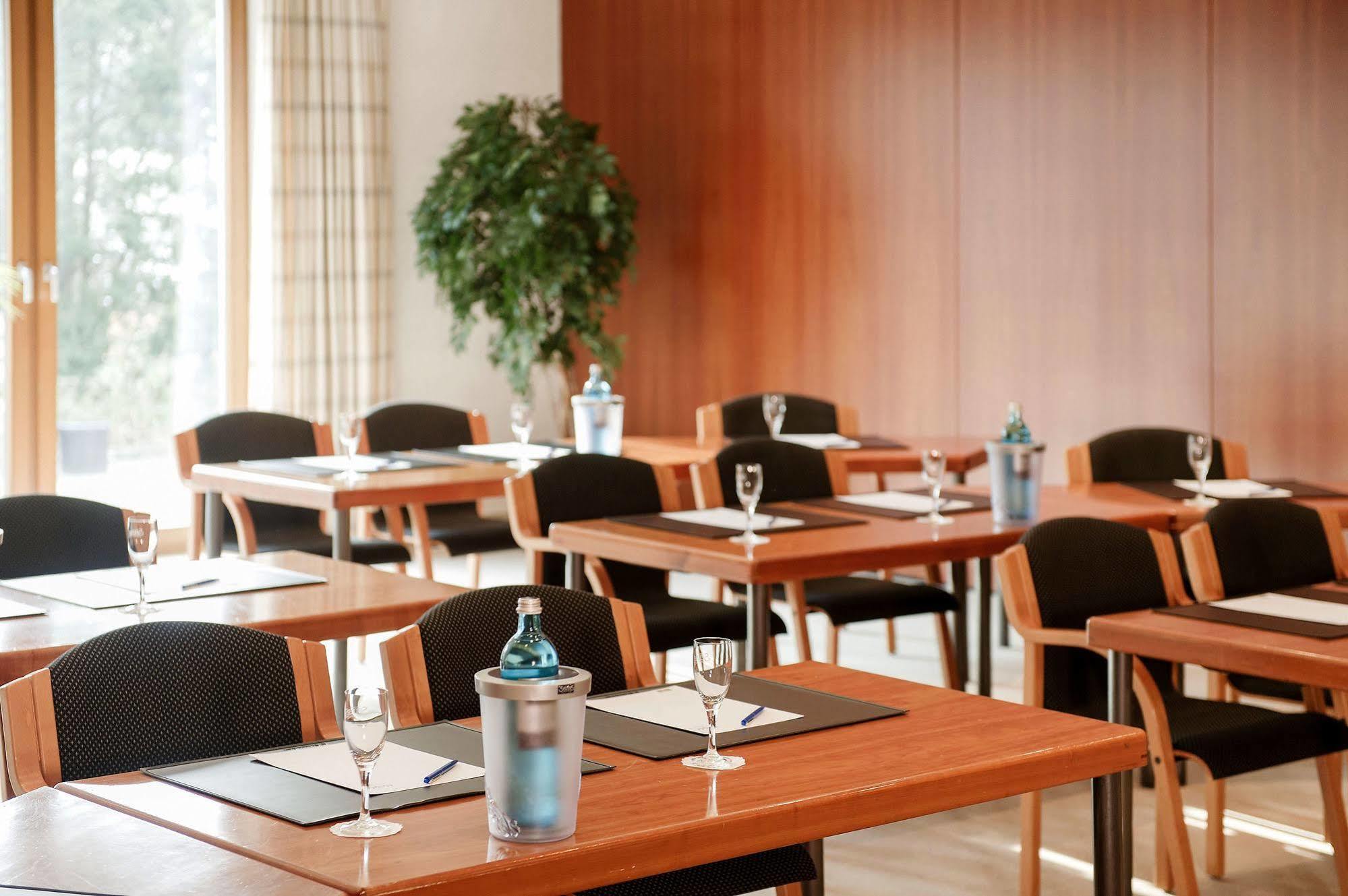 Maifeld Sport- Und Tagungshotel Werl Dış mekan fotoğraf